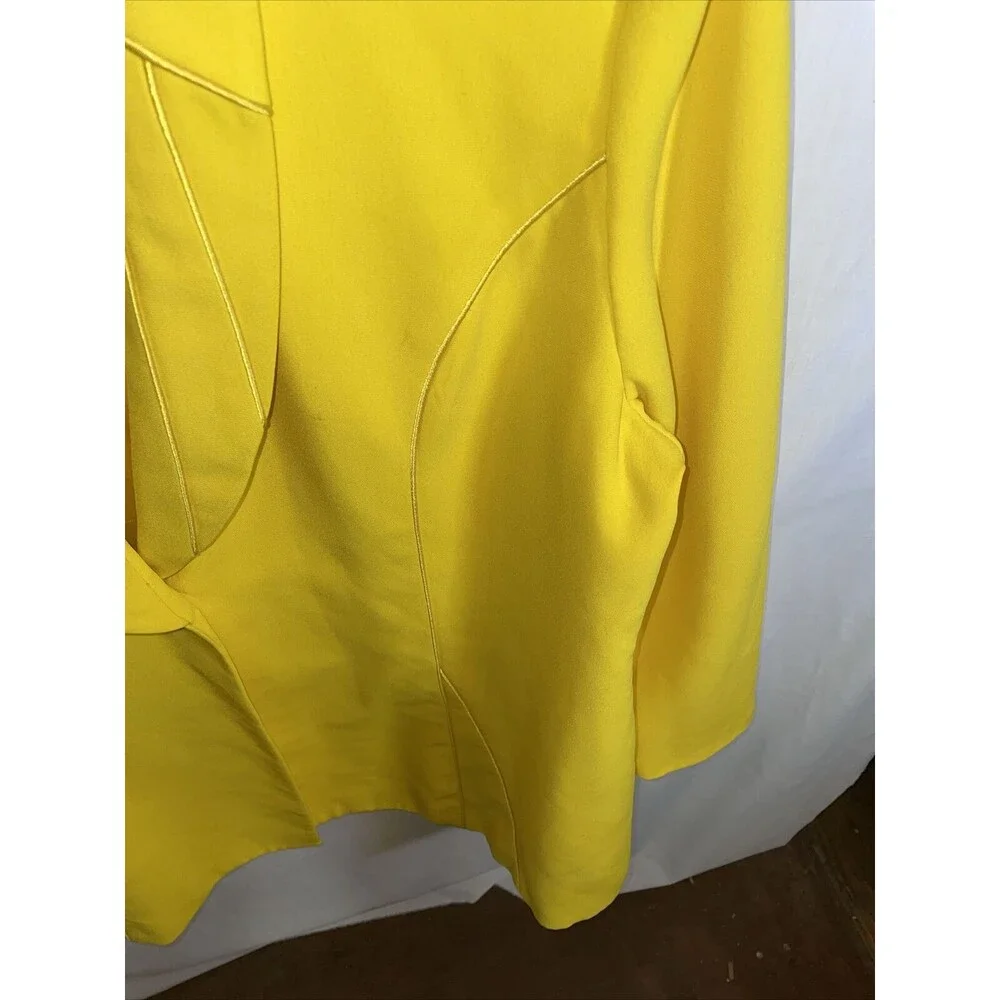 Champagne Italy Dress Blazer Women's Size 24 Yellow Long Sleeve Button Front
